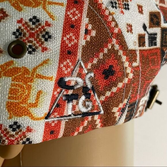 Only See The Good Clothing Company Colorful Native Western Pattern Flat Bill Hat - Picture 6 of 11